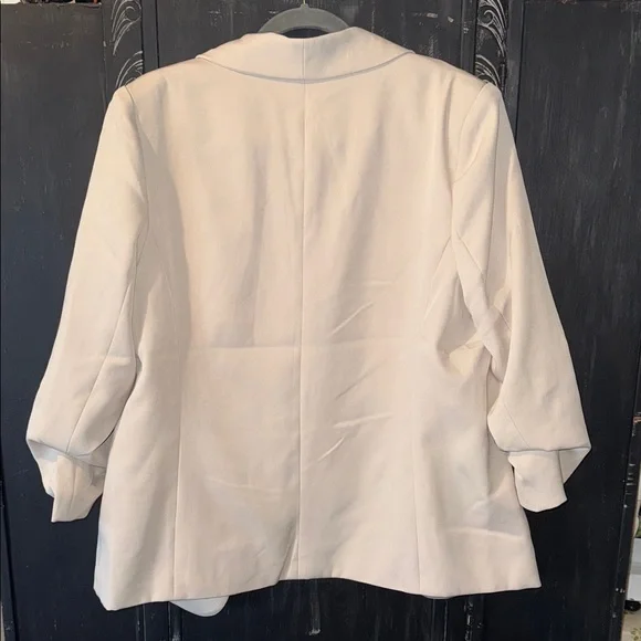 ZENANA WOVEN 3/4 RUCHED SLEEVE OPEN FRONT CLASSIC BLAZER - Picture 9 of 13